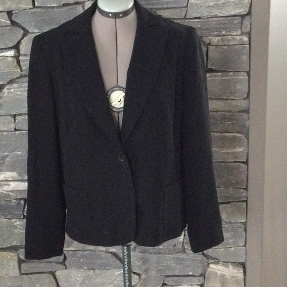 Blazer - Picture 1 of 4